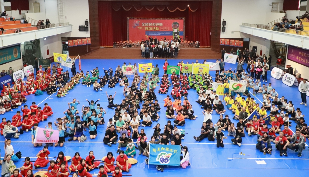 全國民俗運動匯演活動昨天舉辦盛大的開幕典禮。  照片：民俗運動發展中心