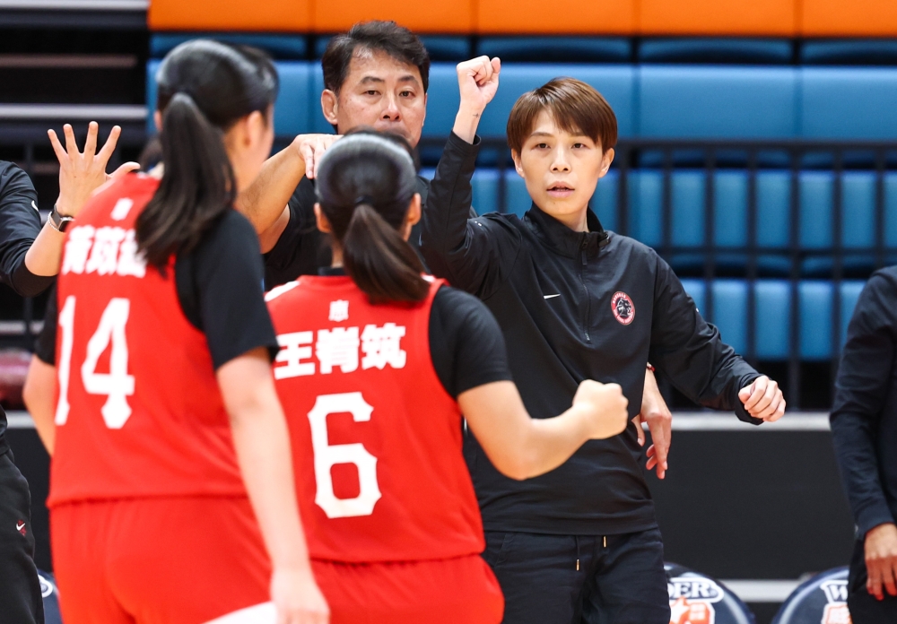 南山連11季晉八。