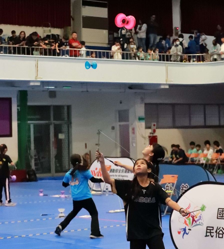 團體競速賽國小組競爭激烈。照片：民俗體育發展中心。