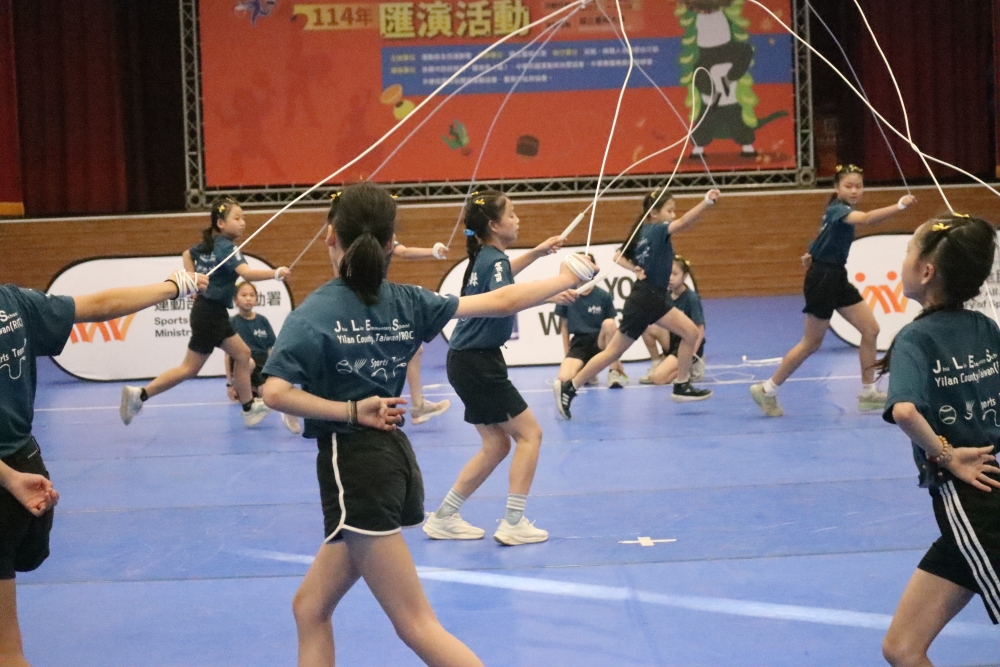 宜蘭竹林國小在國小花式團體賽混合組拿下金質獎。照片：臺南大學