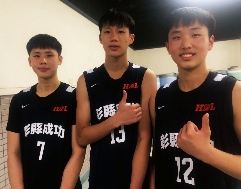 成功余家兄弟檔與張承曄。