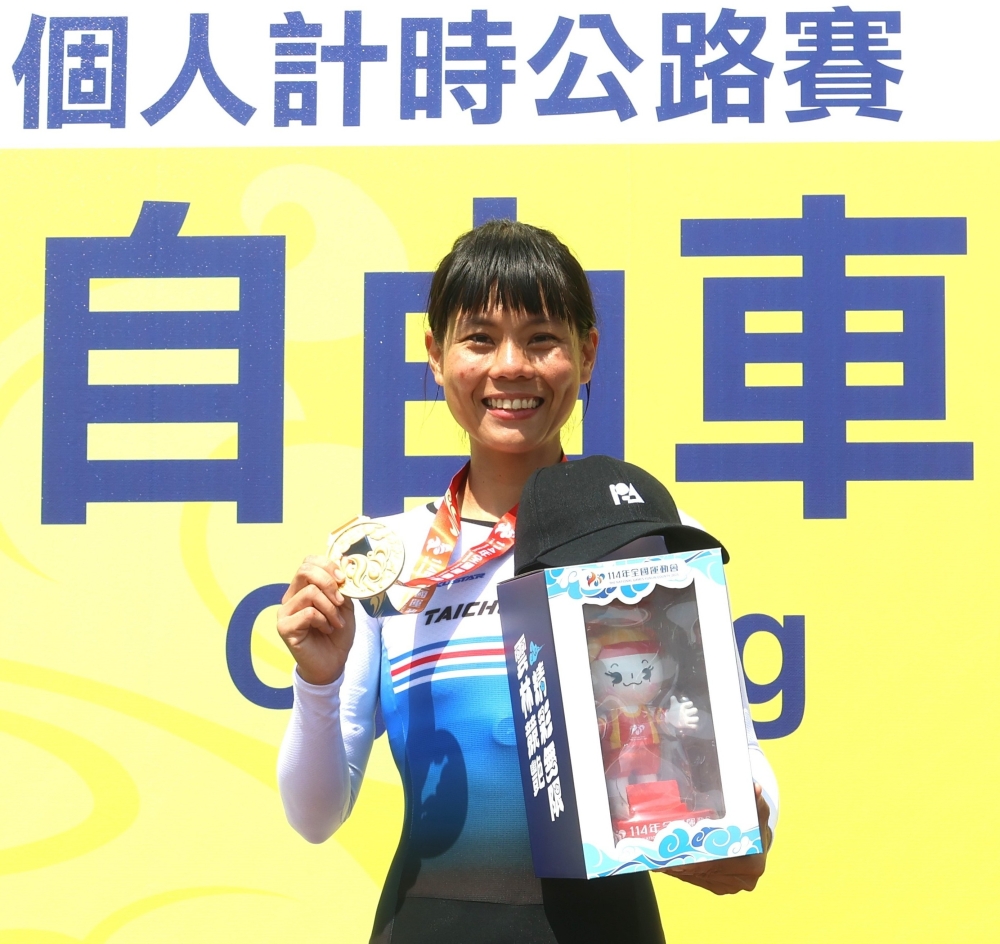 素人車手許書瑋勇奪雲林全運自由車女子個人計時賽冠軍。雲林全運／提供。