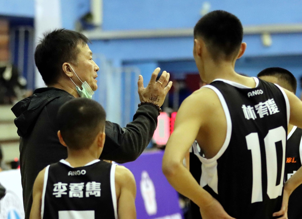 資深教練邱國達率明仁隊史20度晉八強拚第5冠。