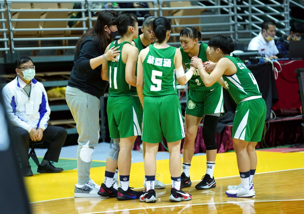 陽明順利第三勝。