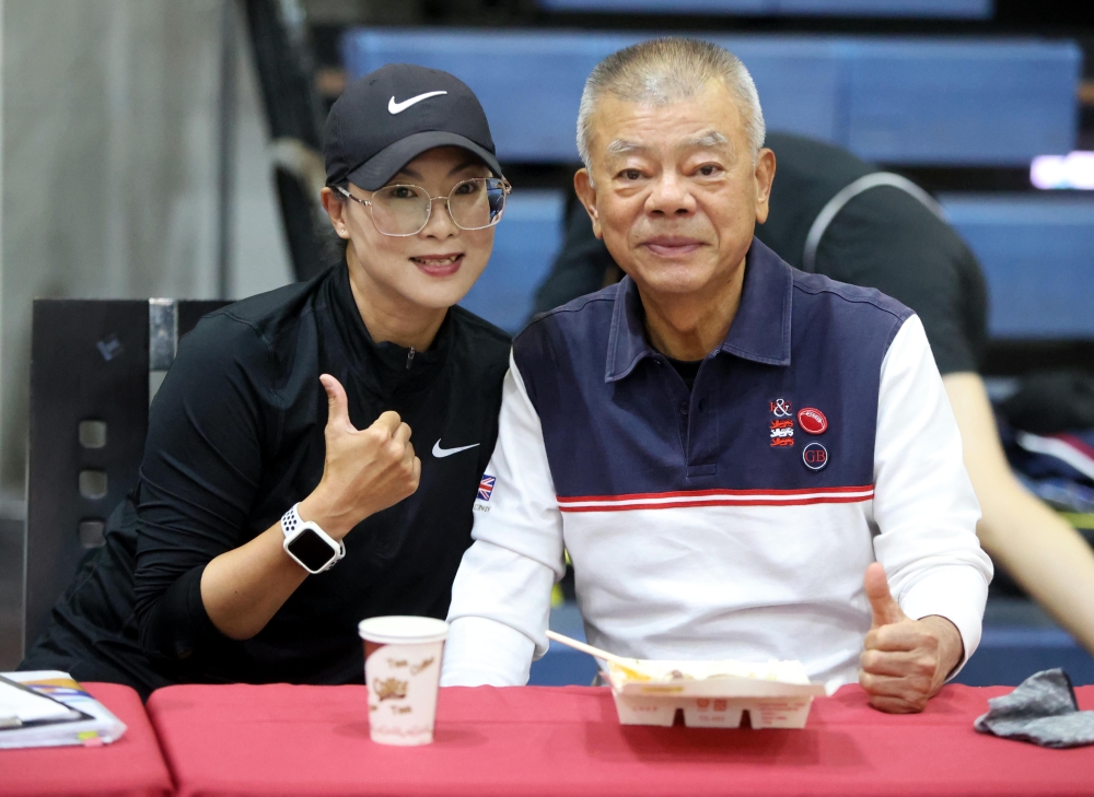 最專業的體育播報員李秀美(左)為大會加分。林嘉欣／攝影。