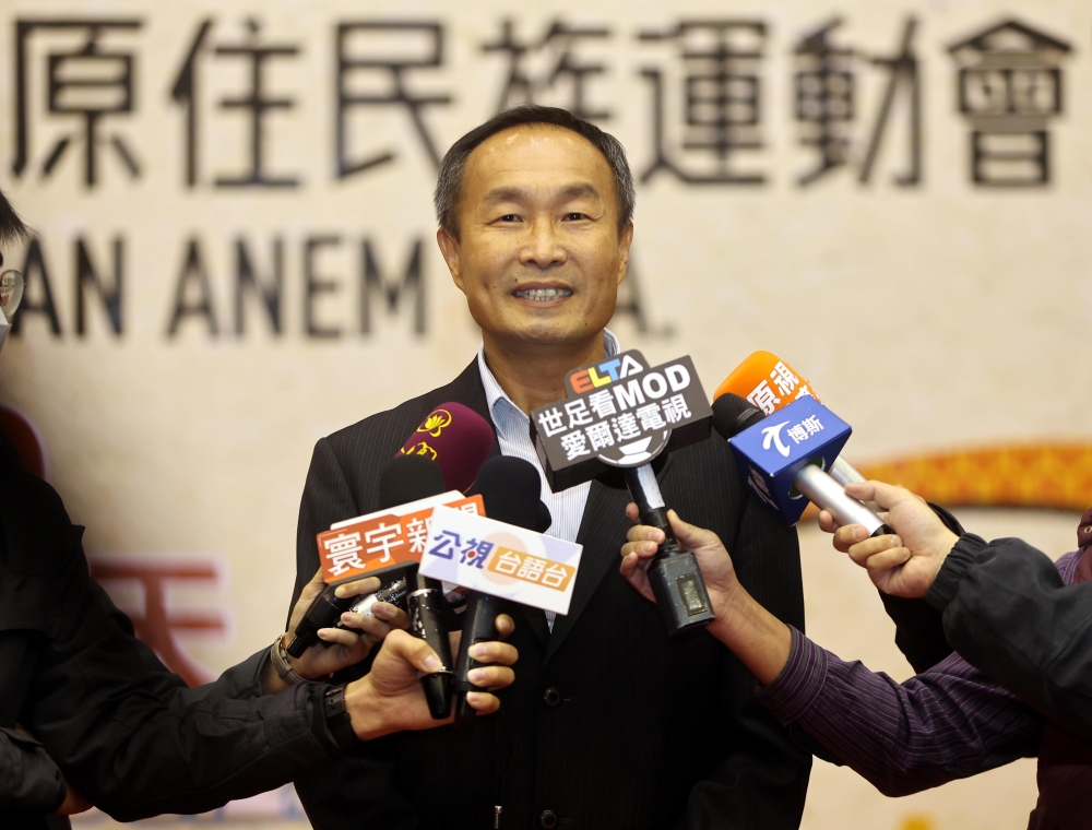 台北市體育局局長李再立接受媒體聯訪。林嘉欣／攝影。