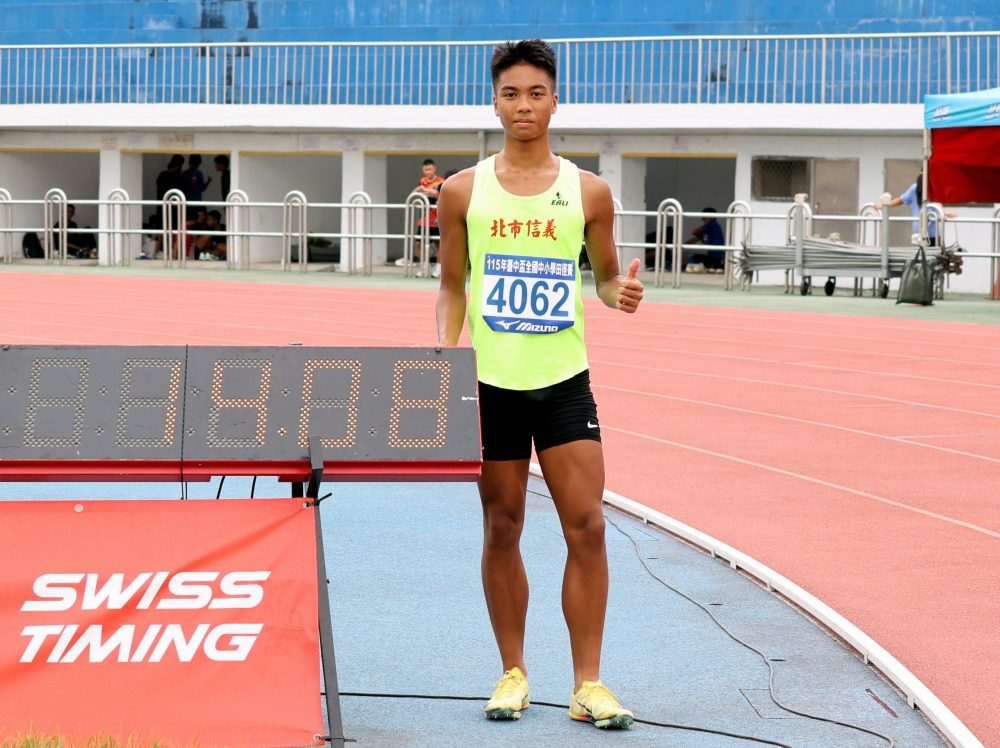 羅伯瑞首度比110公尺跨欄便打破懸7年大會紀錄。林嘉欣／攝影。
