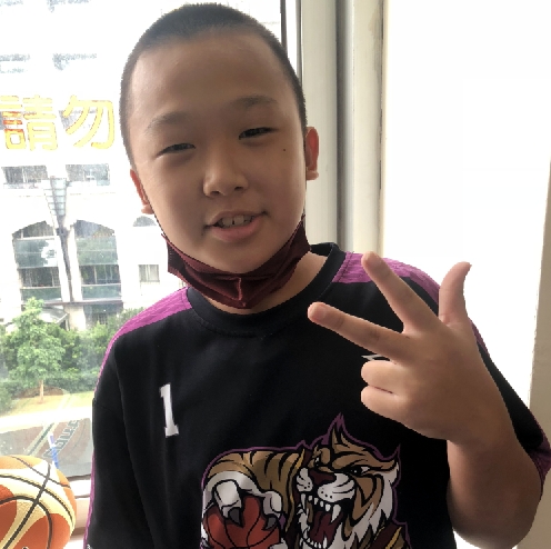 埔墘11歲半155公分前鋒許皓程說，他真的叫許皓程。