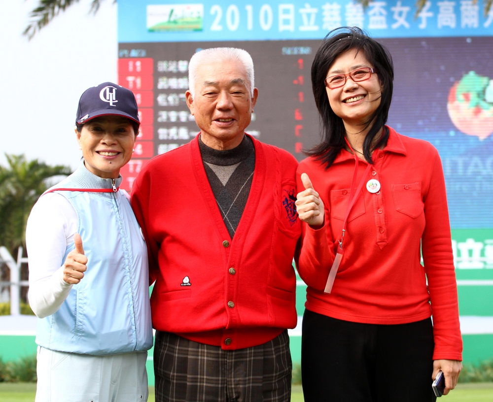 TLPGA前理事長蔡麗香（左起）丶呂良煥及東方球場總經理郭秋琳。鍾豐榮攝影。