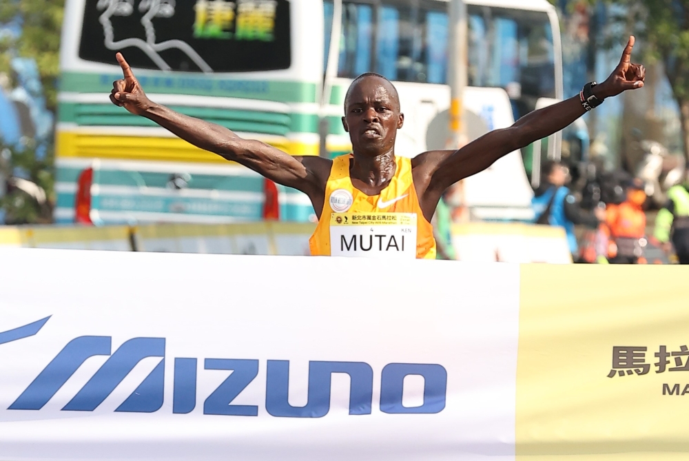 2024萬金石馬拉松，肯亞 Cyrus Kipkemboi破男子組大會紀錄。