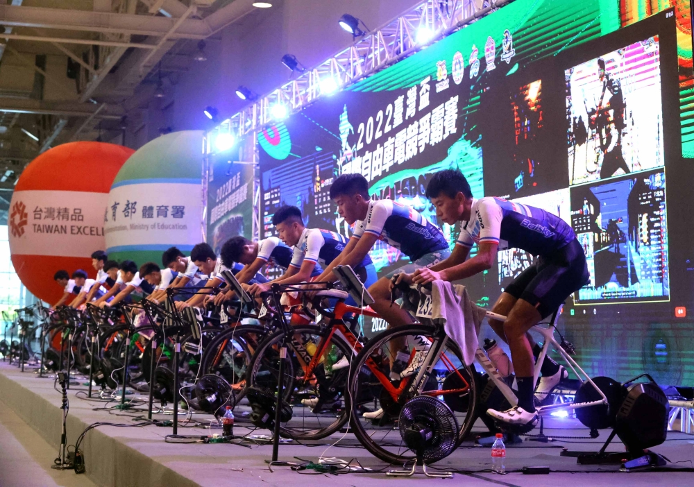 2022年臺灣盃國際自由車電競爭霸賽熱鬧登場。中華民國自由車協會提供。