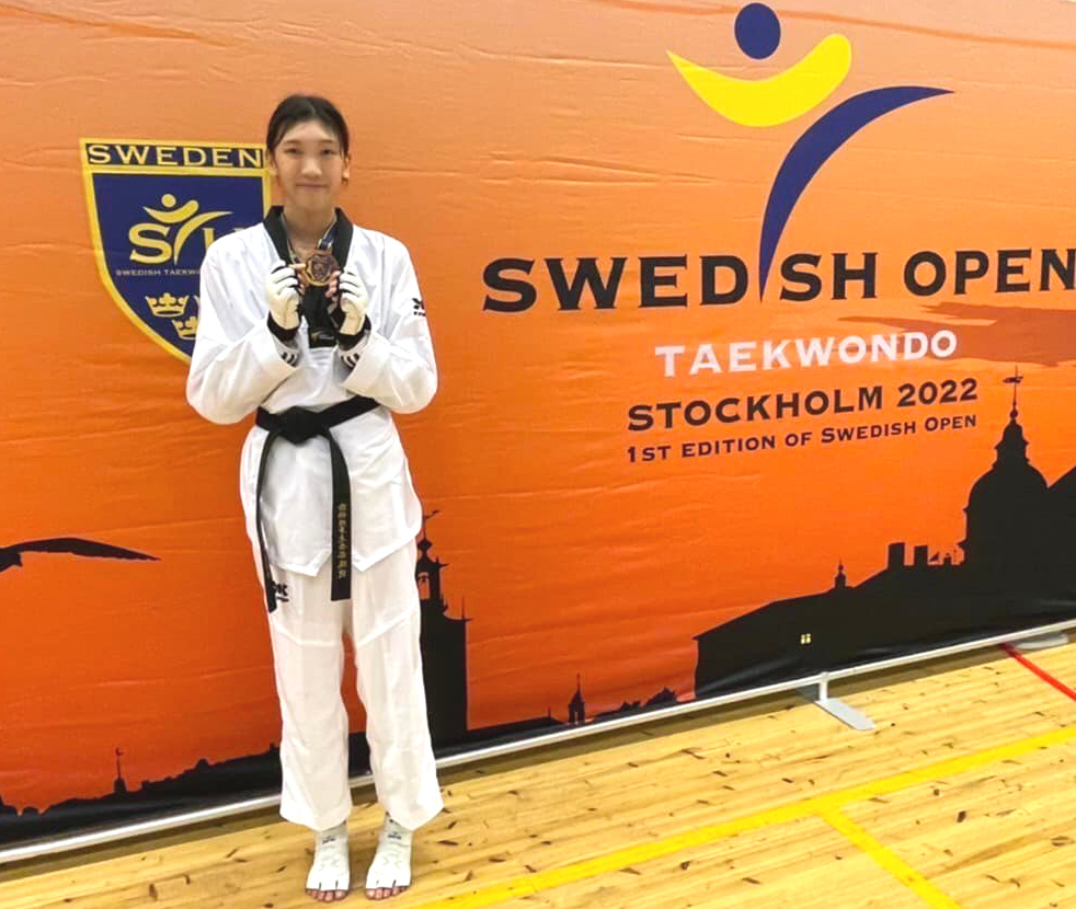 林唯均勇奪瑞典跆拳道公開賽女子53公斤級金牌。林唯均提供。
