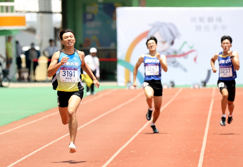 屏東大學陳宥辰48.48奪得一般男生組400公尺金牌。林嘉欣／攝影。