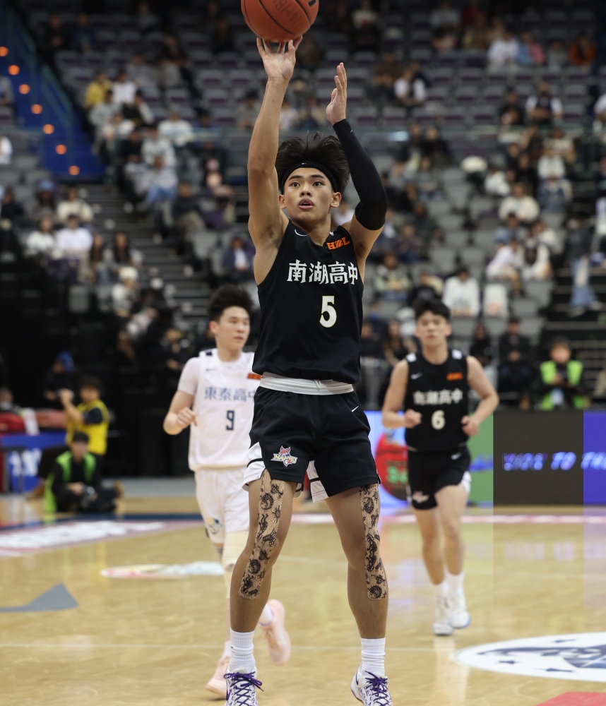 173「小巨人」幸宇勝率南湖破東泰8連勝。高中體總提供。下同。                                                                                                          