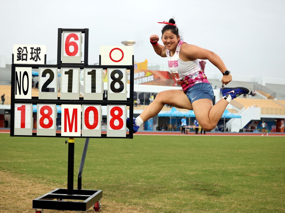 江靜緣以18公尺08打破女子鉛球全國紀錄。林嘉欣／攝影。