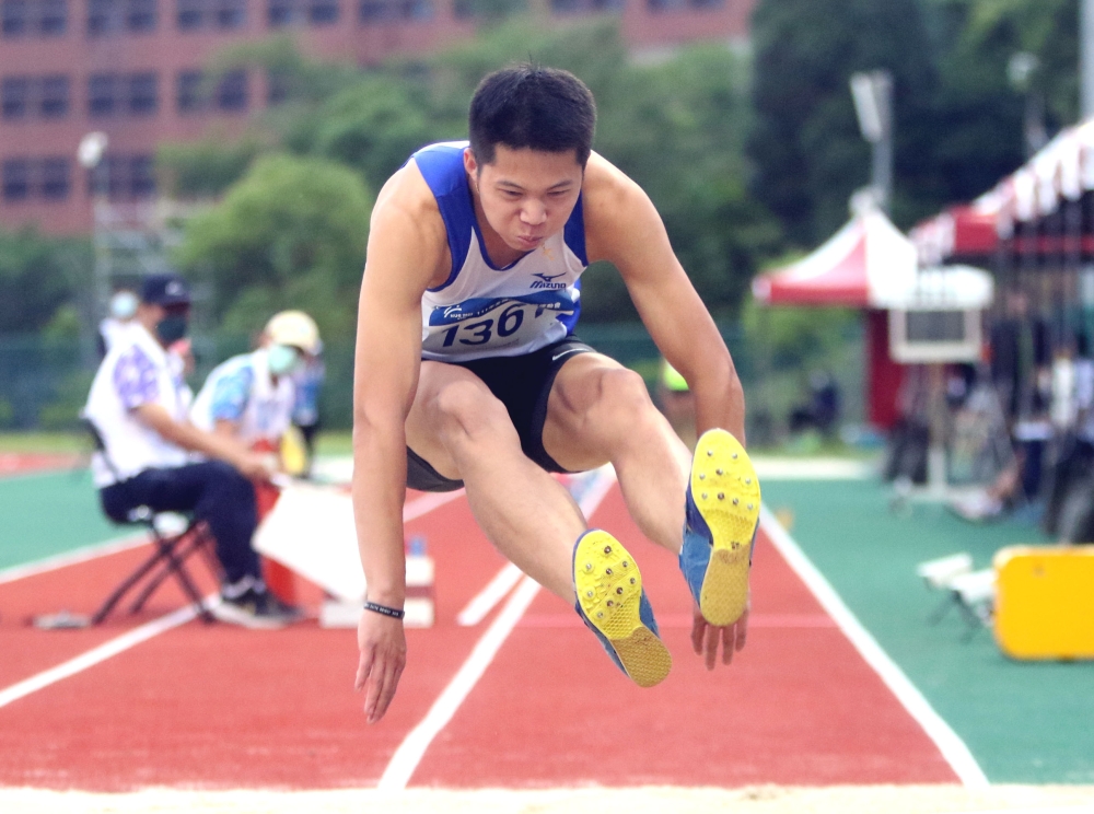 李允辰第一跳16公尺28就破懸34年「乃慧芳障礙」。資料照片　林嘉欣／攝影。