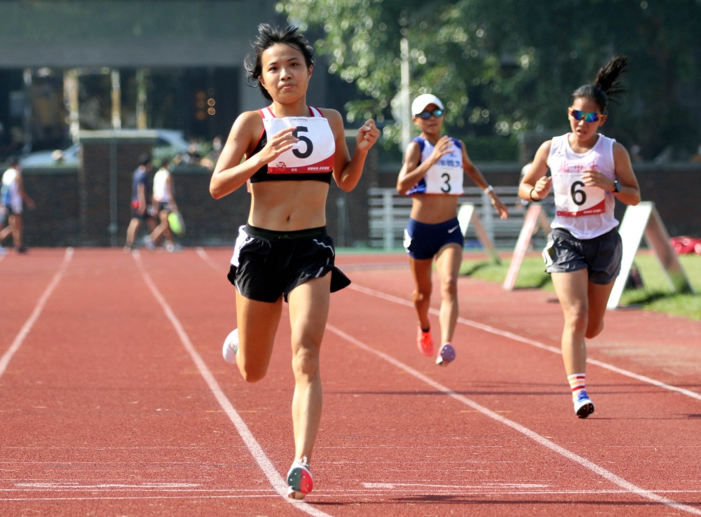 全大運公開女子5000公尺金牌臺灣師大湯樂榆。林嘉欣／攝影。