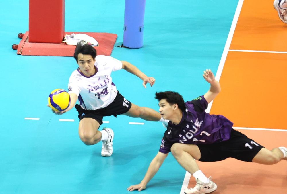 彰化師大奮力救球。林嘉欣／攝影。