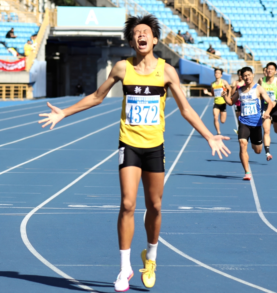 「羊駝」游勝隆(前)走出拉傷陰霾破大會。林嘉欣／攝影。