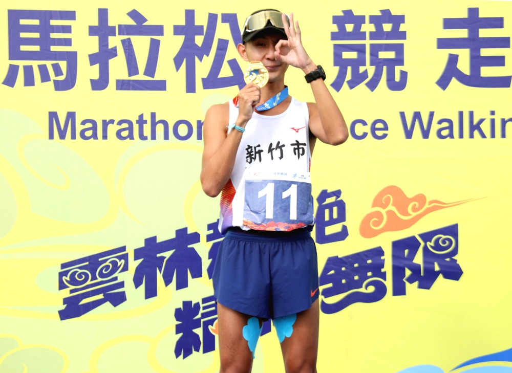 許嘉維在雲林全運20公里競走破大會寫三連霸！林嘉欣／攝影。