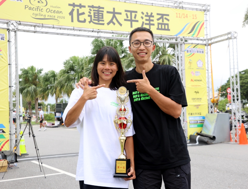 許書瑋和教練老公劉家良。林嘉欣／攝影。