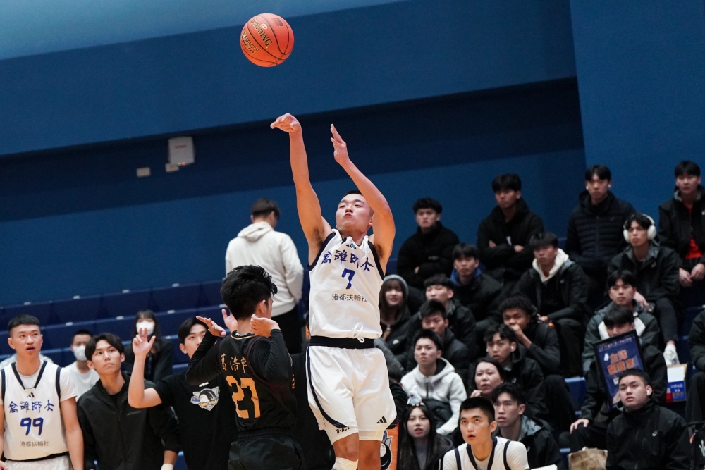 高雄師大王語烽11分5籃板6助攻。大專體總提供。下同。