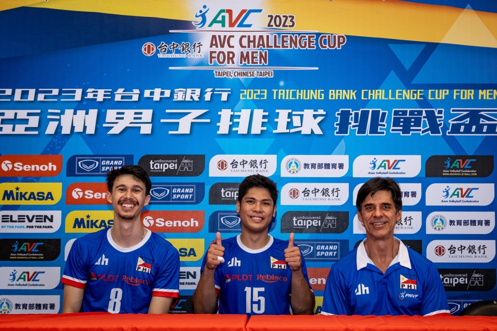 菲律賓賽後受訪超開心。中華民國排球協會提供。