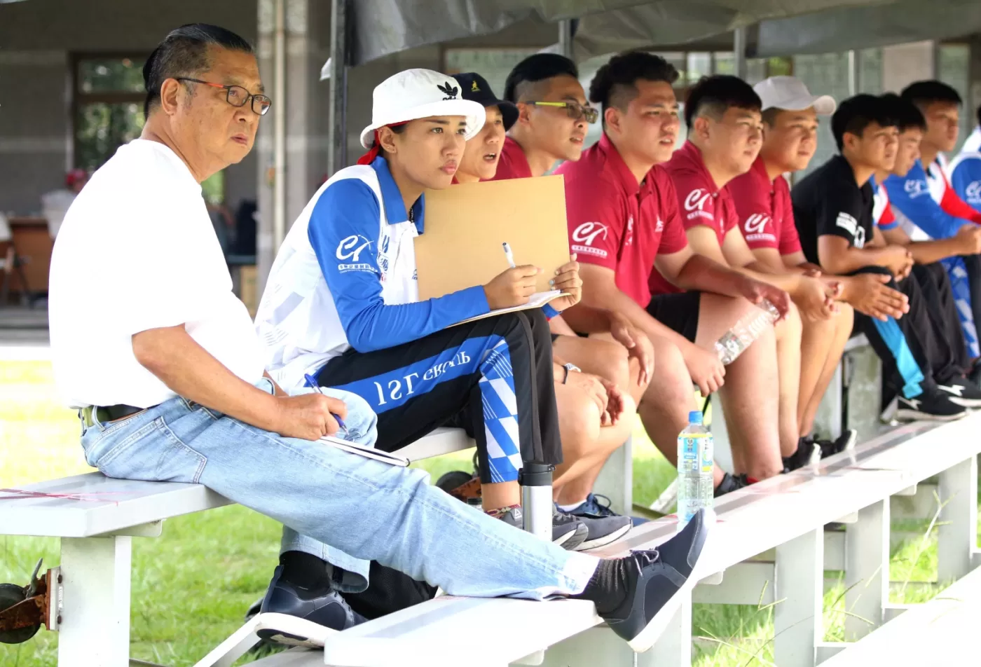 新北凱撒領隊宋守智(左)。中華企業射箭聯盟/提供。