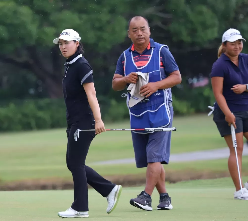 李旻(左)奪冠。李旻/提供。