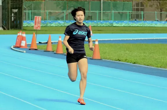 成琦在第三級警戒前的練習畫面。