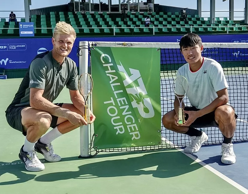 許育修和辛巴威班傑明搭檔，喜收挑戰賽雙打第二冠。翻攝自許育修IG。