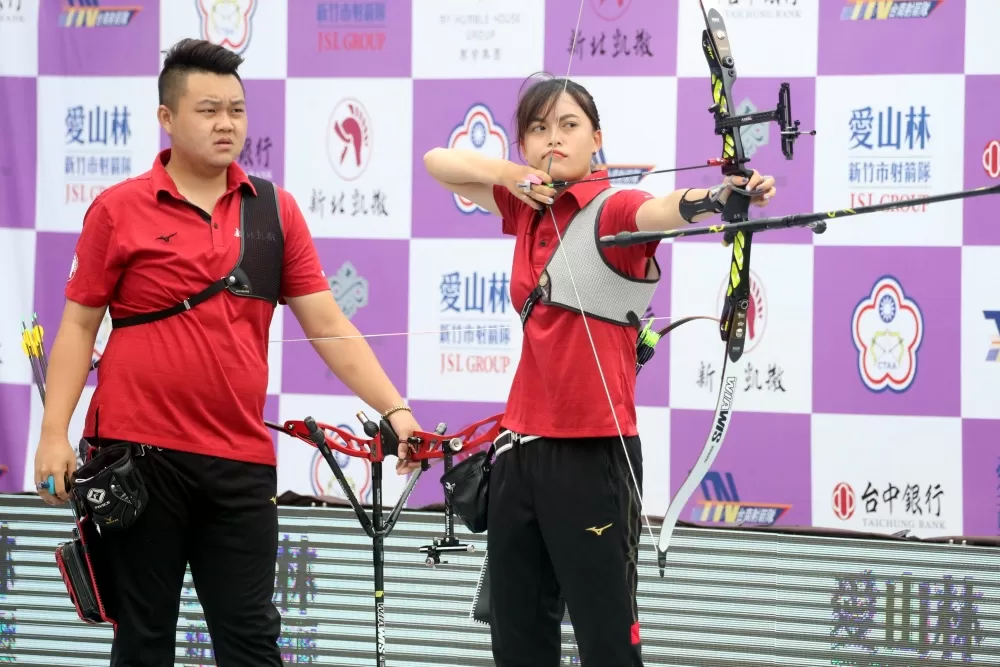 凱撒飯店混雙詹紫媚/陳信夫。中華企業射箭聯盟/提供。