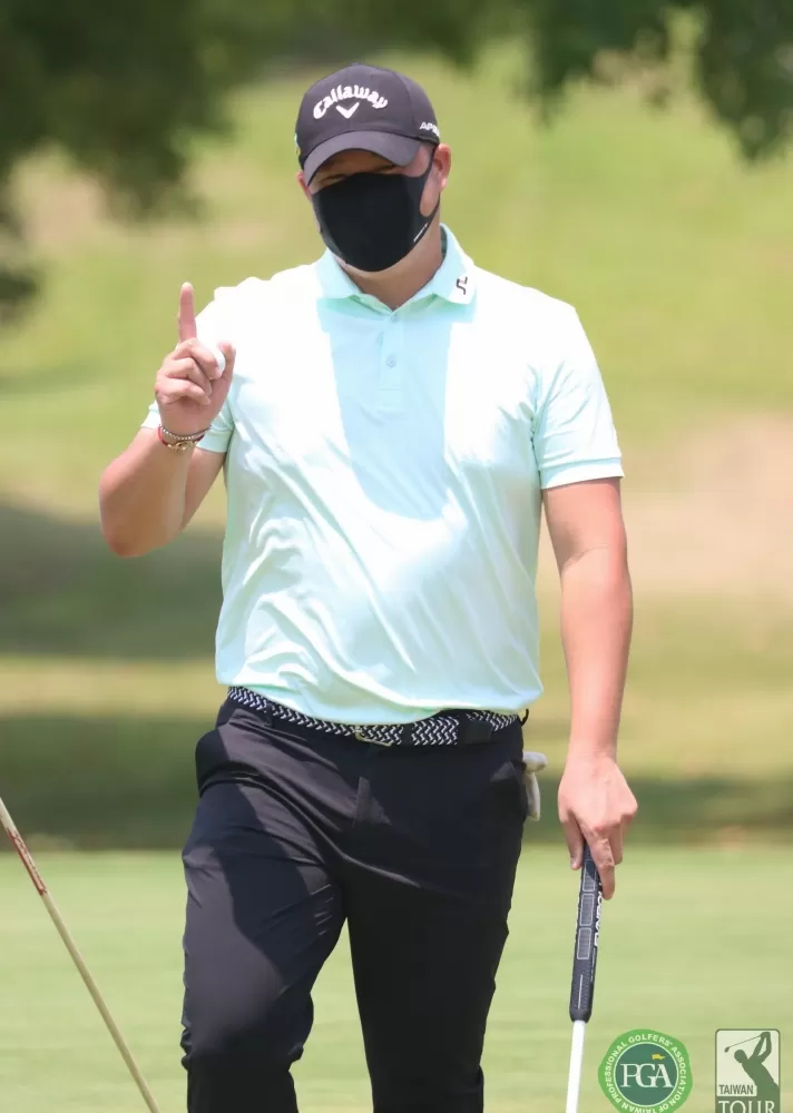 林耕緯68桿(-4)暫列第三。