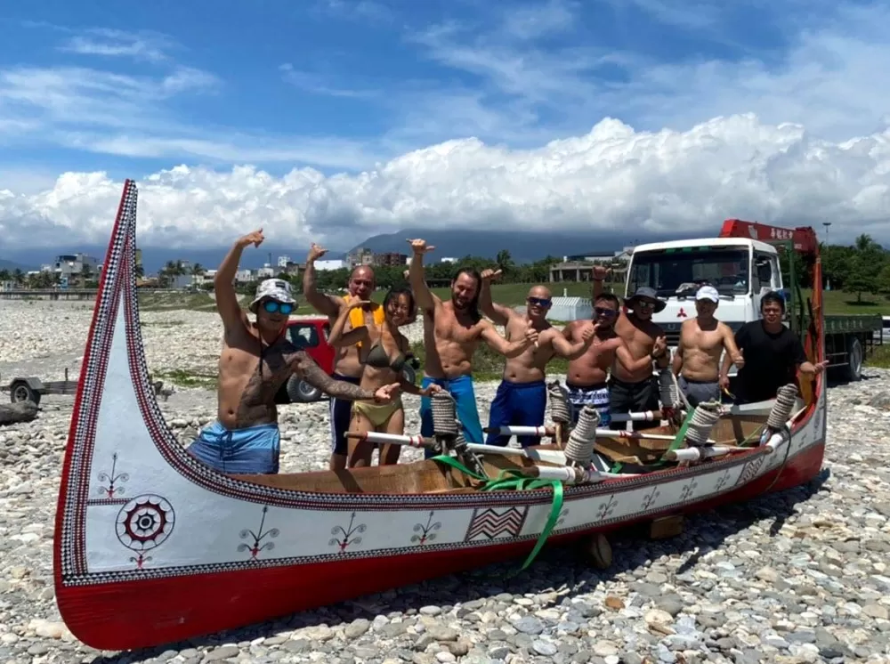 黑潮勇士的環島之旅還有四分之三。圖/「黑潮勇士 壯闊台灣」臉書粉專。(下同)