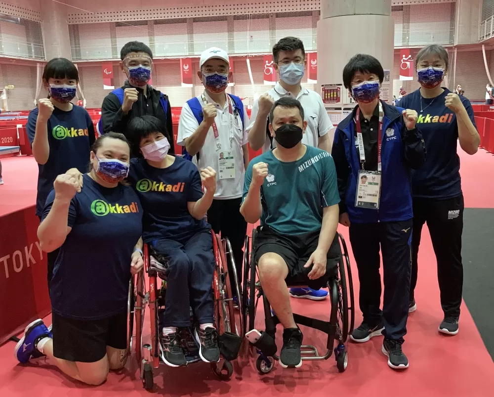 桌球練習後合照。體育署提供。