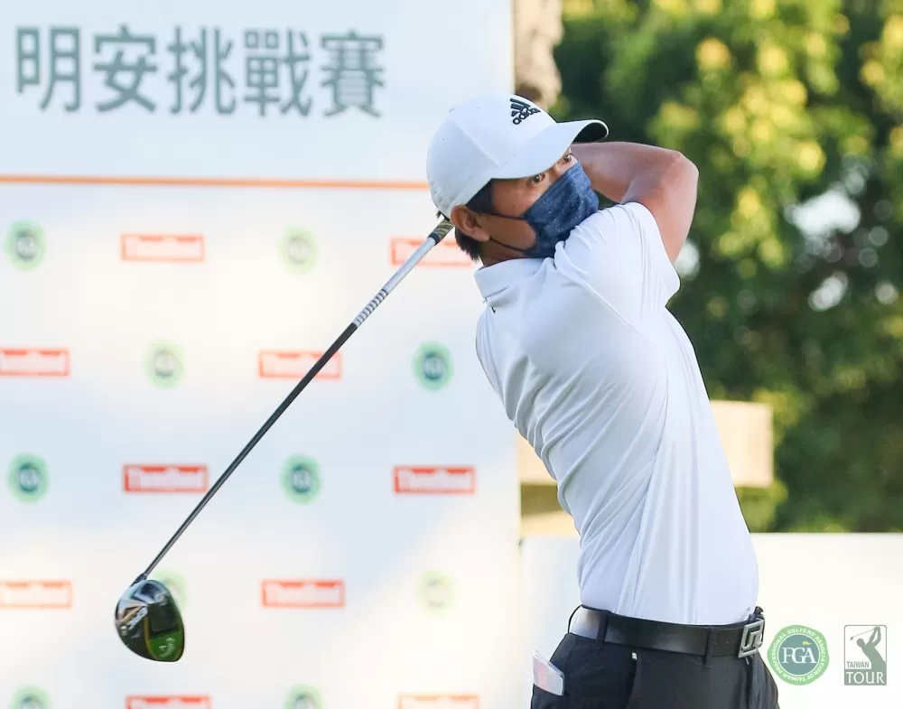 李士鴻獲得首回合第9洞第2桿最近洞獎。葉勇宏／攝影。