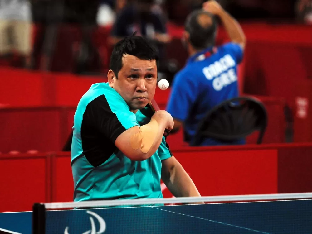 程銘志以3：1闖關。