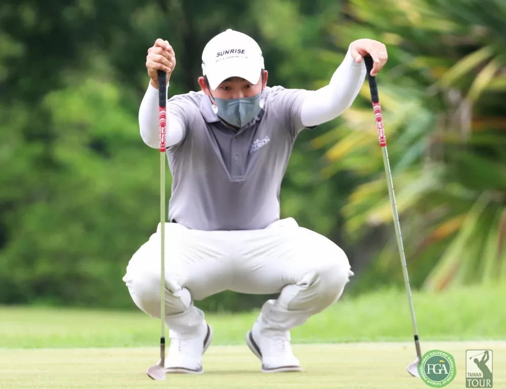 李玠柏以(-14)持續領先暫列第一。鍾豐榮/攝影(下同)。