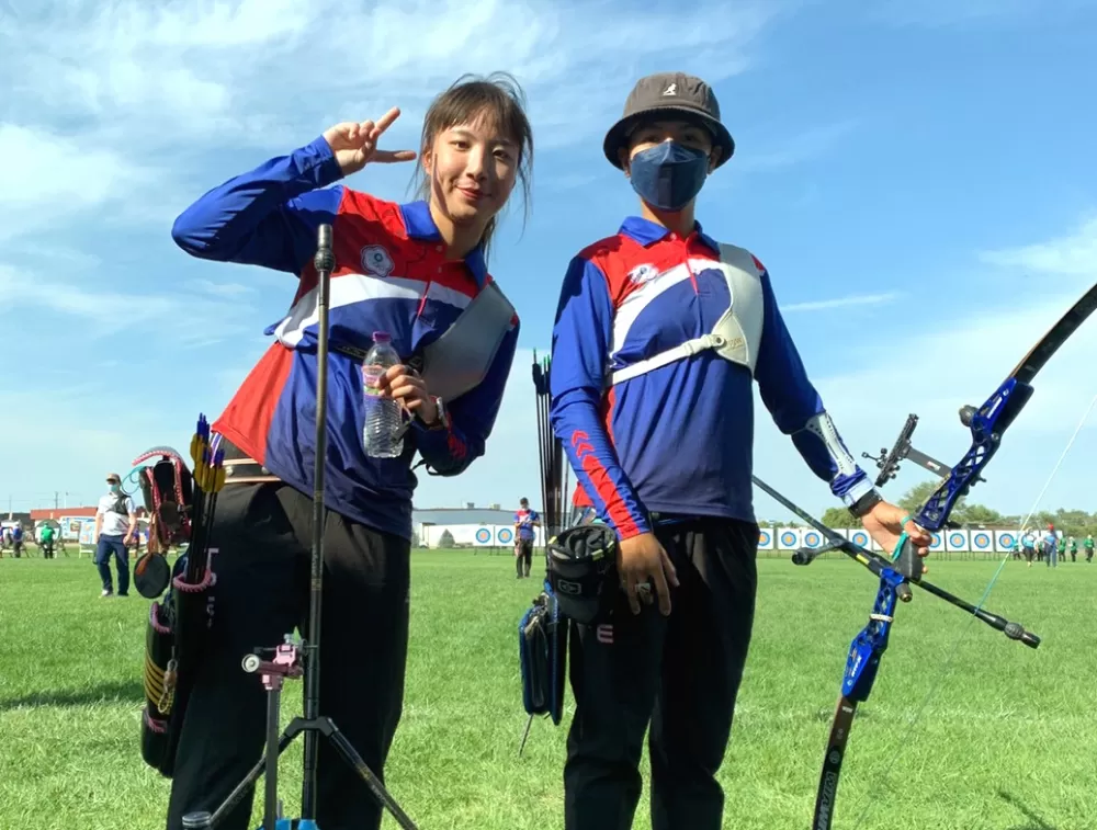 呂岱凌(左)和林佳恩。