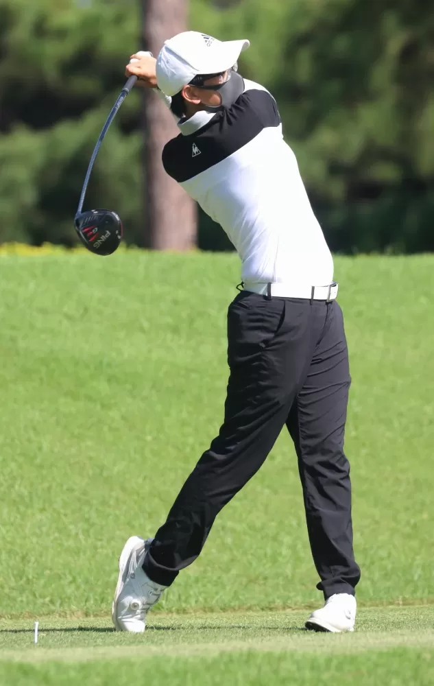 女子組冠軍北市大陳伶潔。