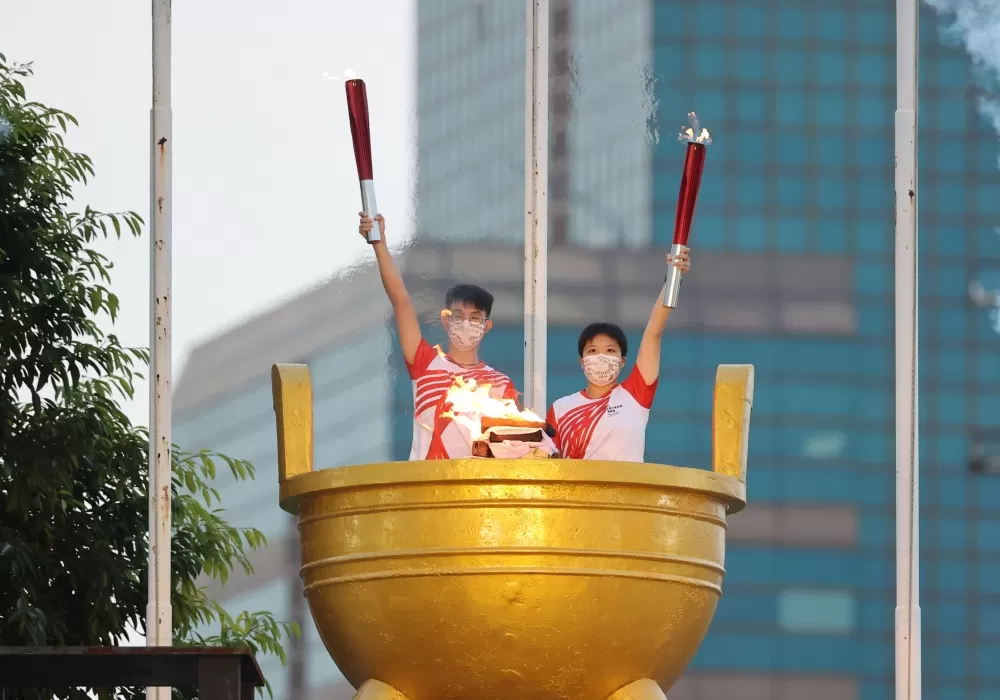 成大全大運今天點燃聖火。運促會提供。(下同)