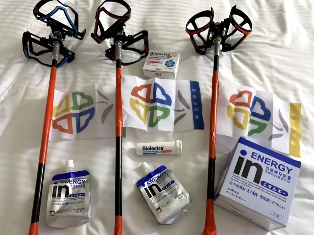 公開水域賽事補給專用的餵食桿。