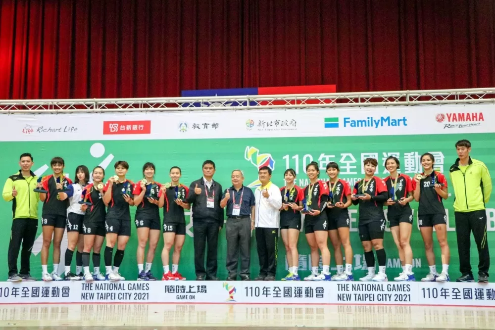 高雄市女排封后。吳宣萱/攝影。