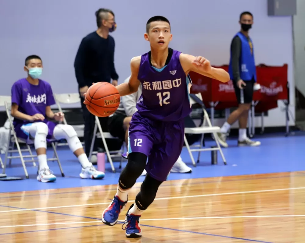 永和陳青松攻下12分。