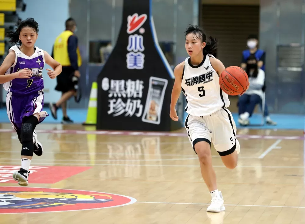 石牌國三「一姊」陳宥妡身手全方位但孤掌難鳴。