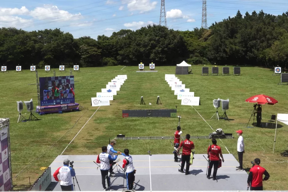 中華企業射箭聯賽三年「箭尊爭霸戰」明天登場。林嘉欣/攝影。
