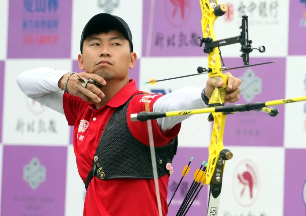 寒舍集團魏均珩重奪「箭林之王」。中華企業射箭聯盟/提供。