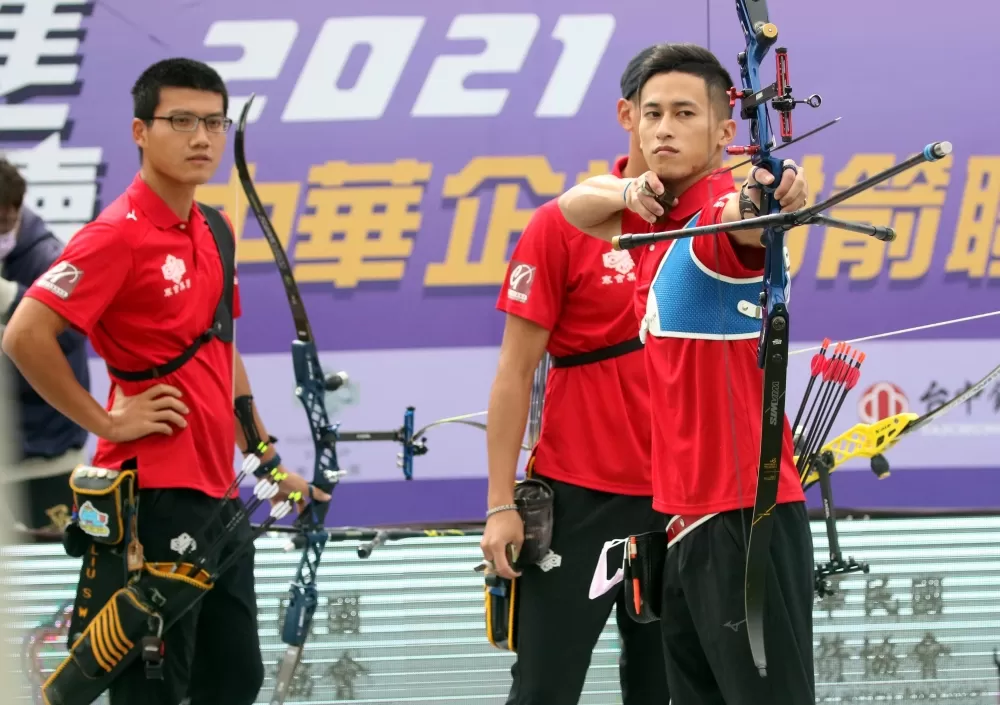 寒舍男團。中華企業射箭聯盟/提供。