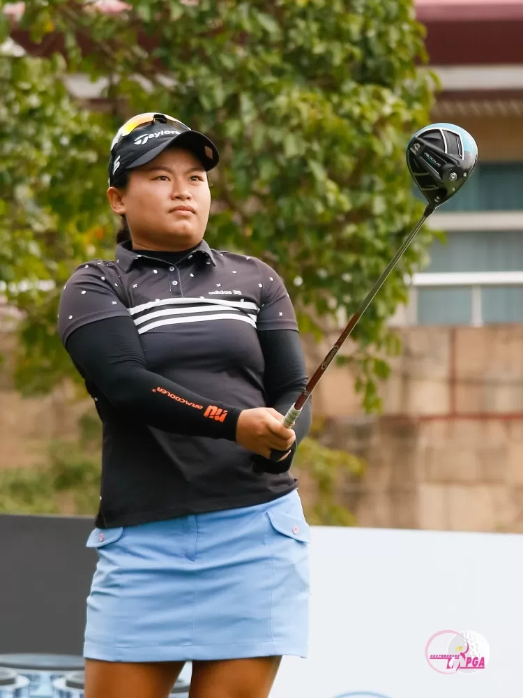 黃郁心首回合擊出71桿(-1),暫並列第五。