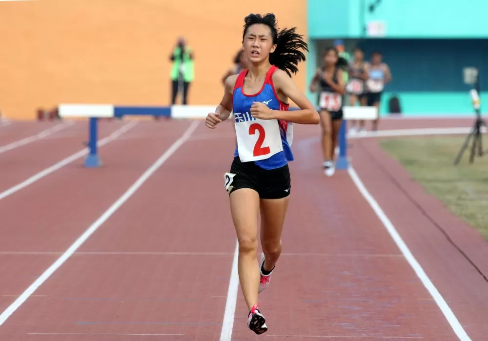 國女組冠軍嘉市玉山國中朱婕瑀。林嘉欣/攝影。